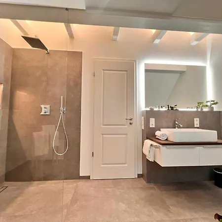 Driehof Panorama 9 *